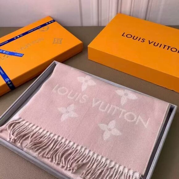 Louis Vuitton Blush and Beige Scarf NWT and Box - Picture 2 of 4